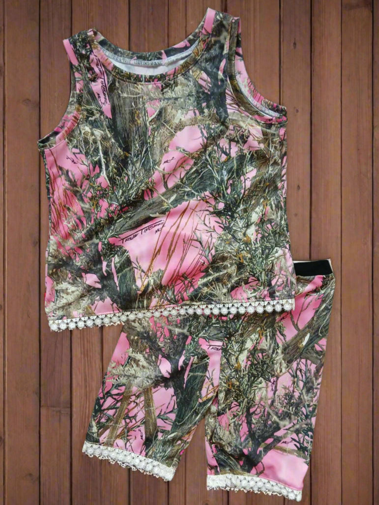 Summer Short and Tank Top With Daisy Trim