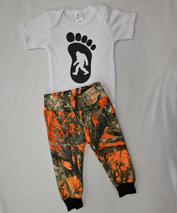 Big Foot 2-Piece Pant Set