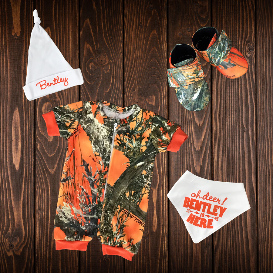Short Sleeve Romper Camo with Personalized OH DEER! Hat & Bib